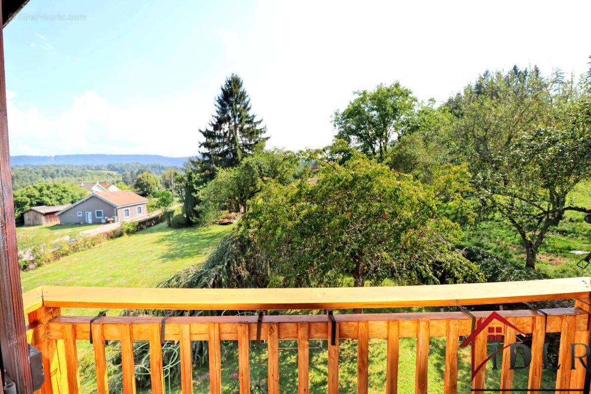 Maison à BROUVELIEURES