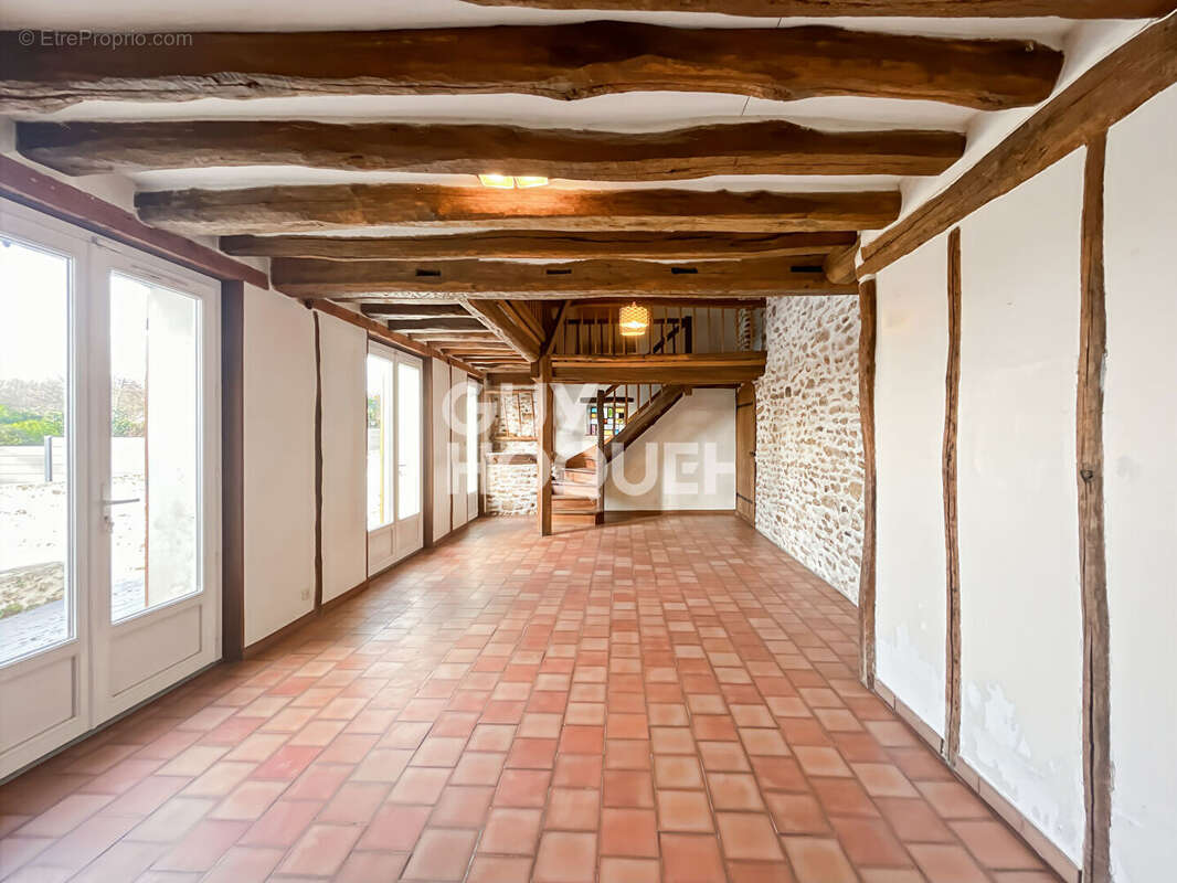 Maison à CHAUMES-EN-BRIE