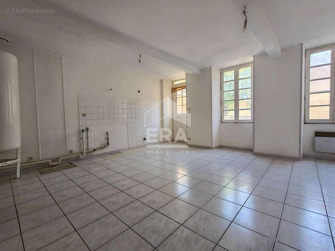 Immeuble 170m² à cognac - photo 10