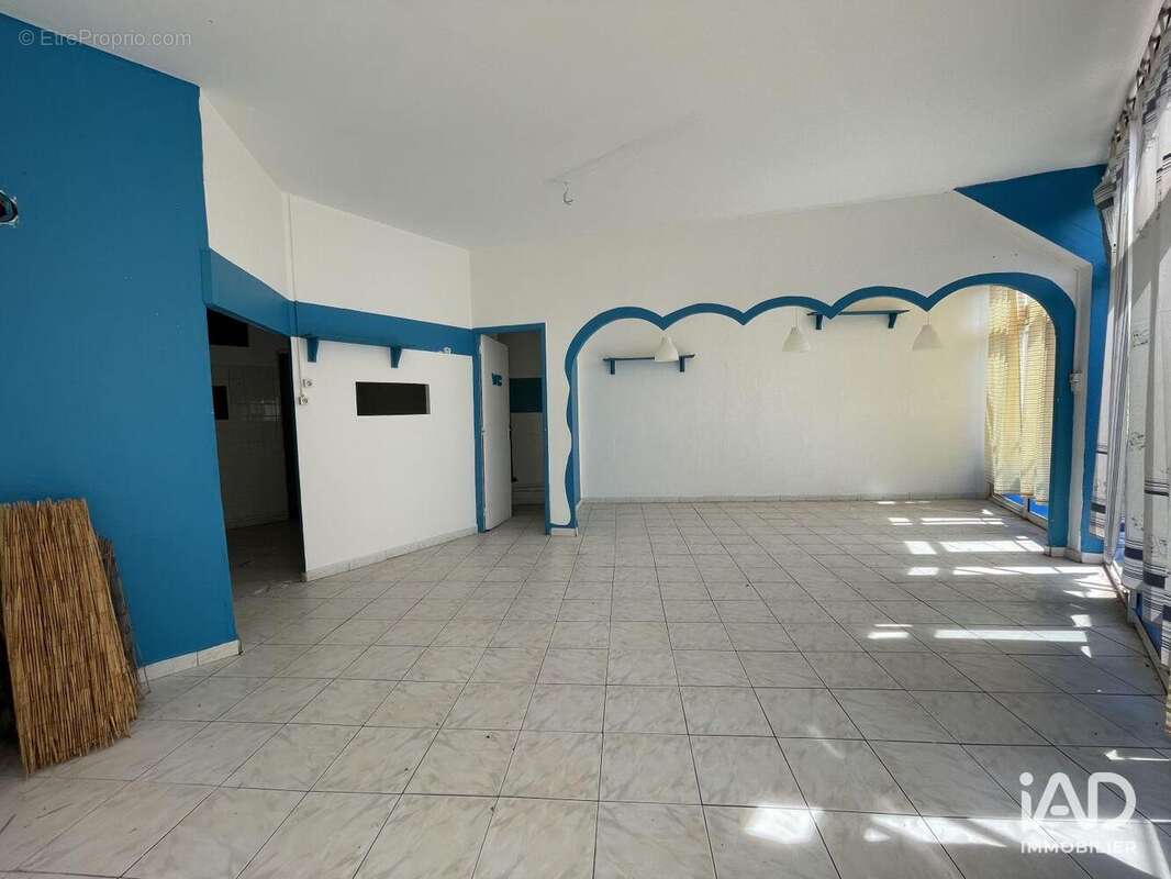 Photo 2 - Commerce à PORTIRAGNES