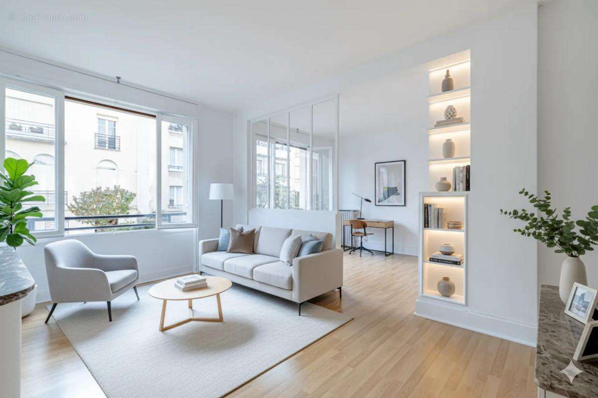 Appartement à NEUILLY-SUR-SEINE
