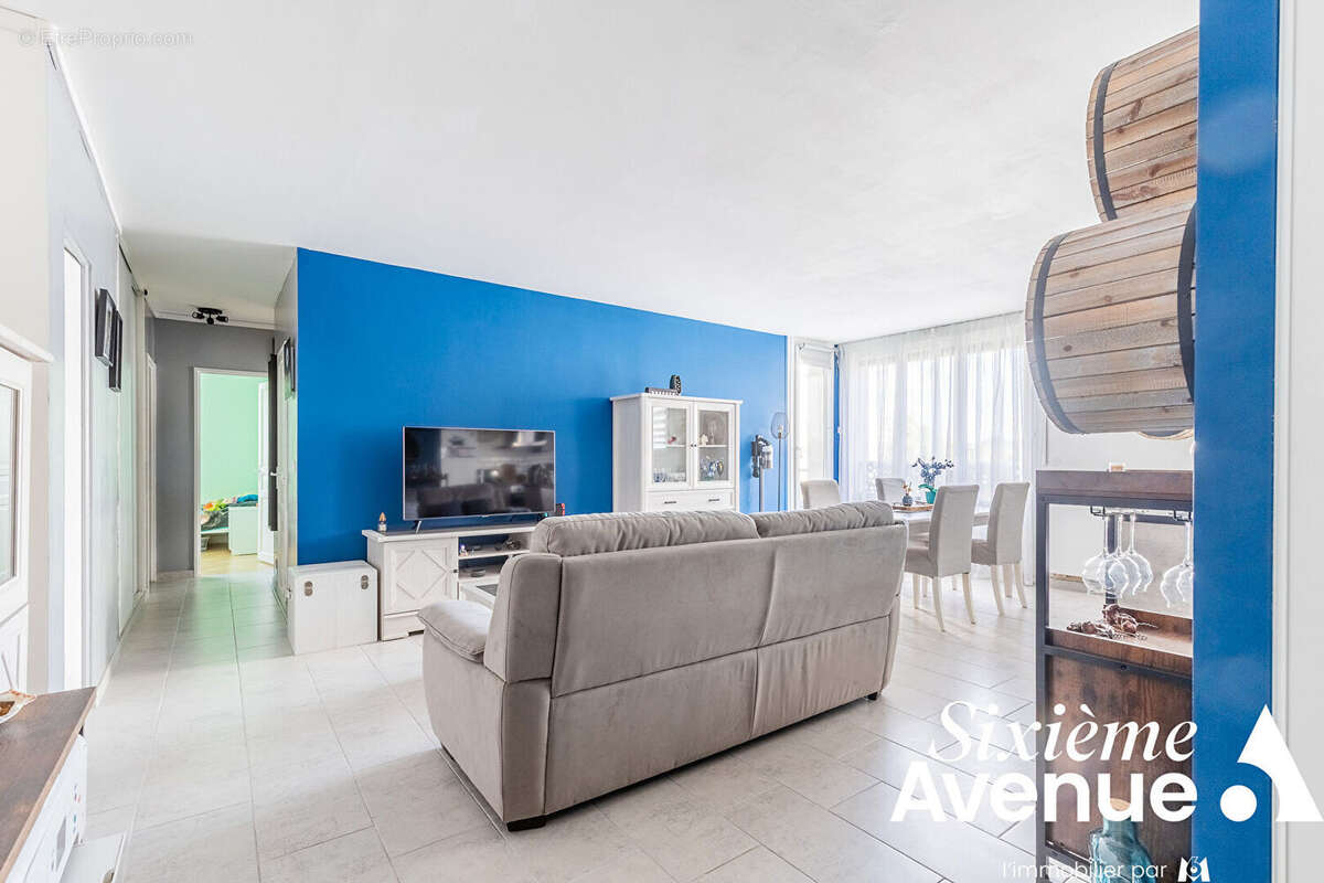 Appartement à CHILLY-MAZARIN