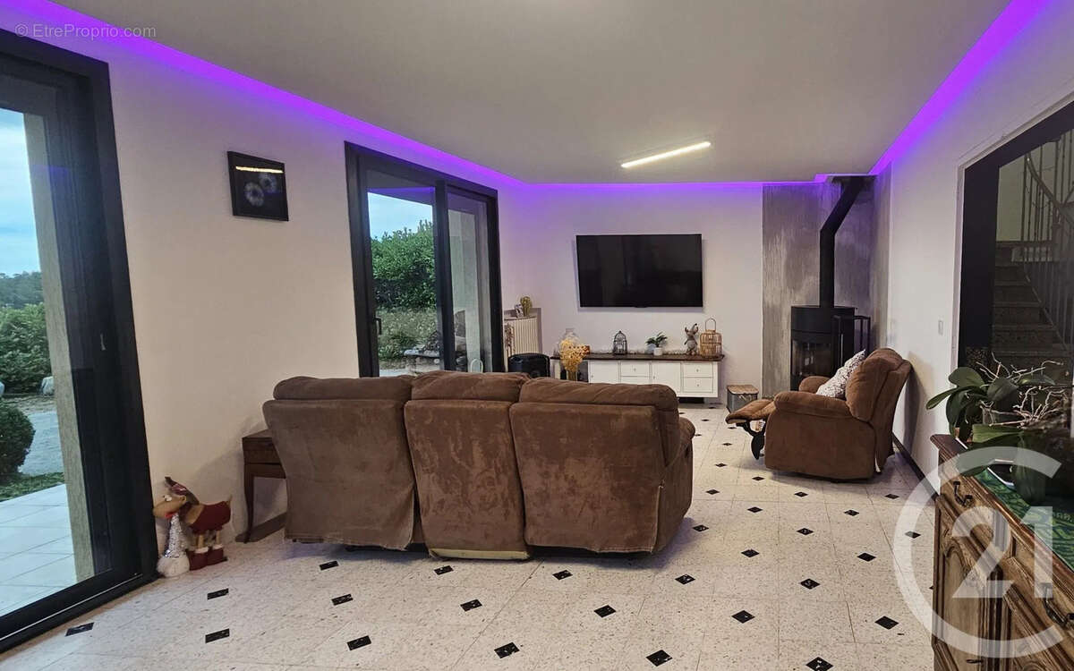 Maison à MAUREMONT
