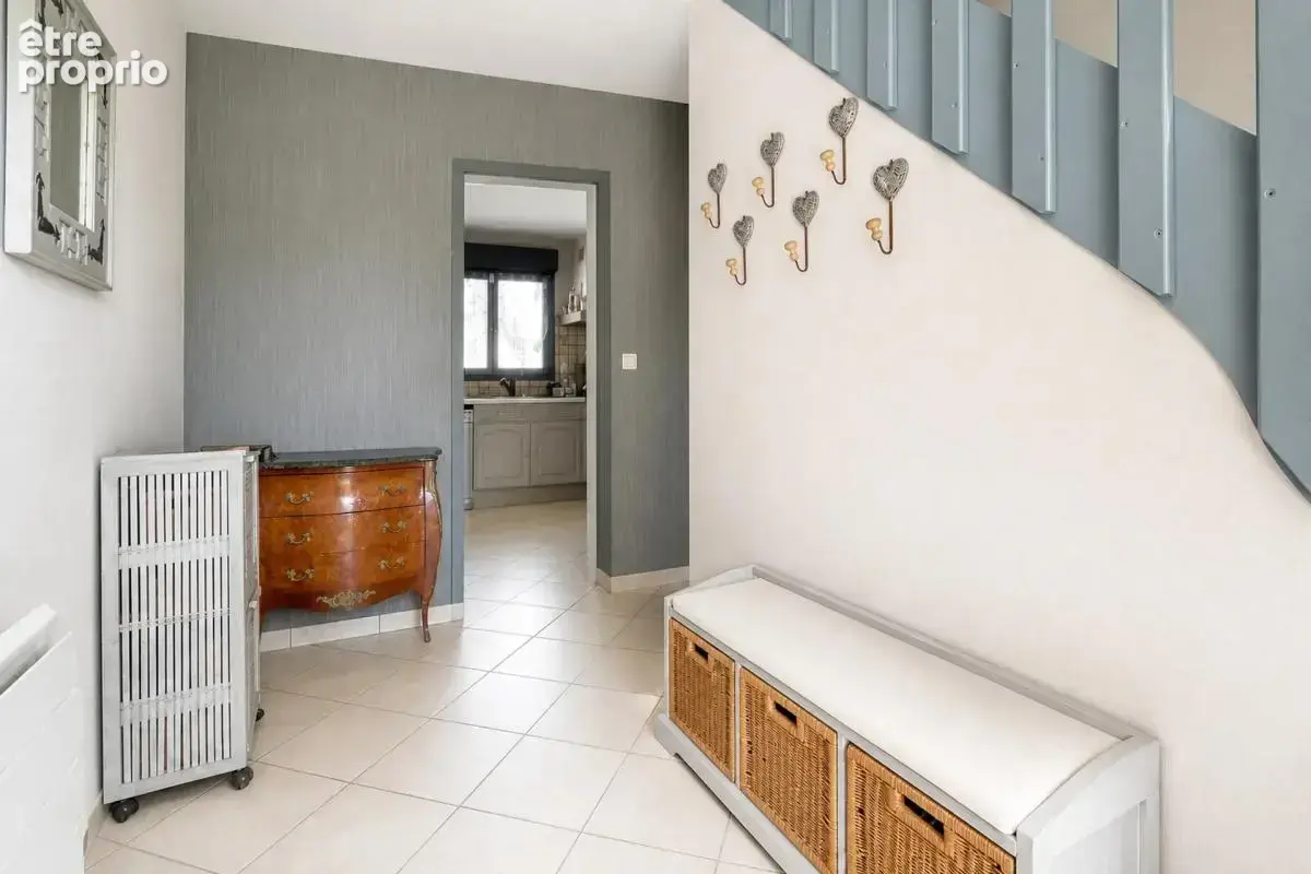 Maison de 5 pièces de 108 m² à Amfreville-sur-Iton - photo 5