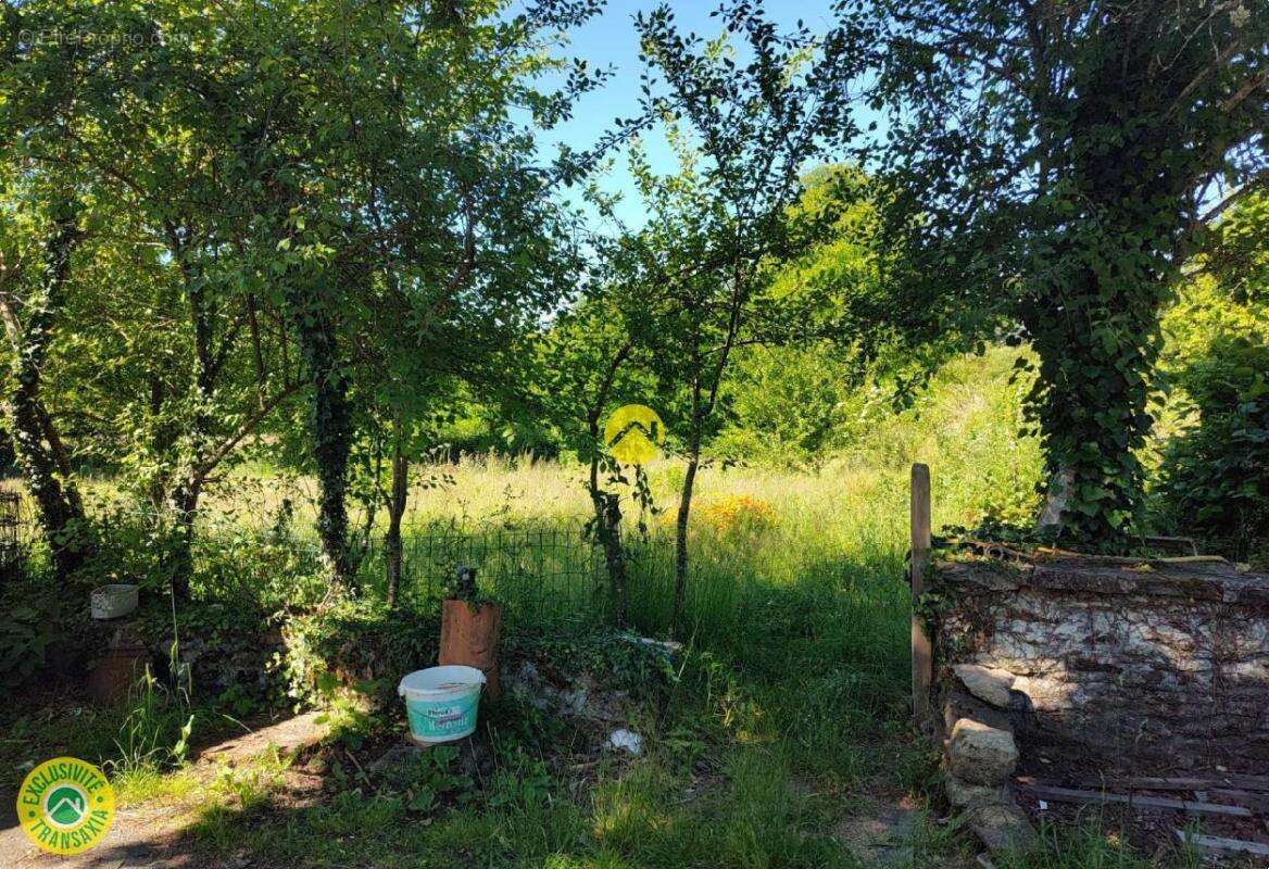 Maison à DUN-LE-PALESTEL