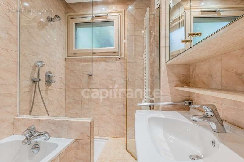 Maison à RILLIEUX-LA-PAPE