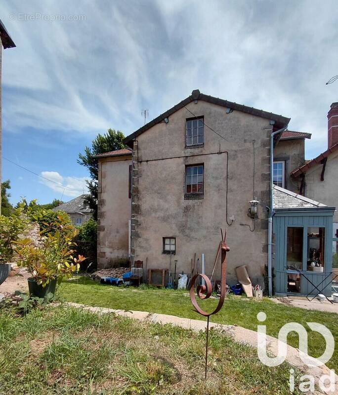 Photo 1 - Maison à BOURGANEUF