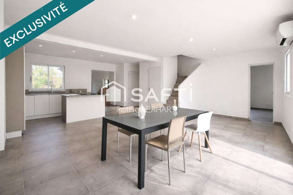 Photo 3 - Maison à PUGET-SUR-ARGENS