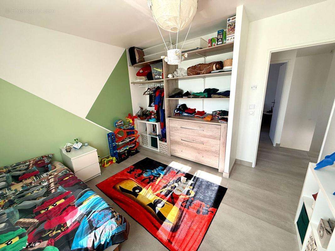 Maison à SAINT-CHAMAS