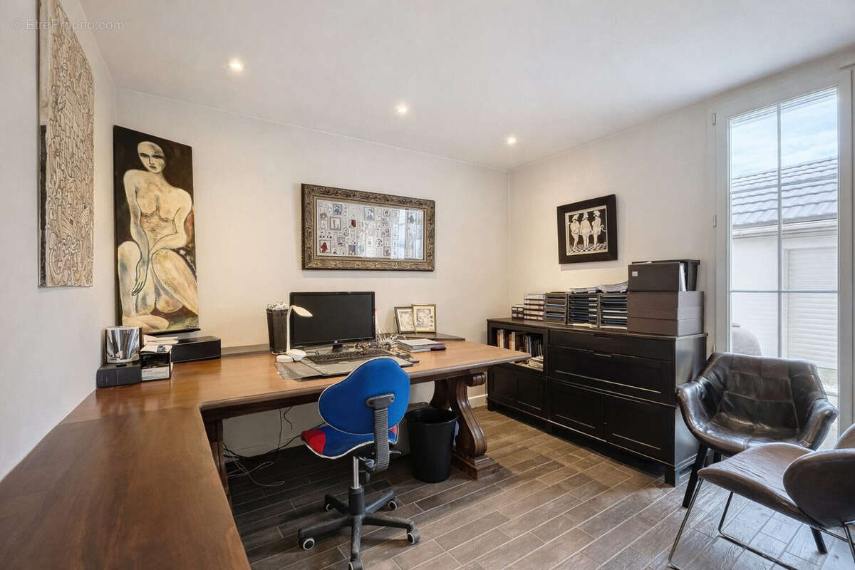 Maison 180 m² à Poisy  - photo 9