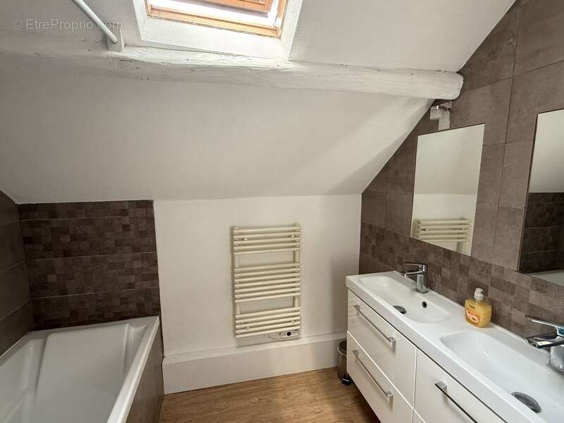 Maison à GRISY-LES-PLATRES