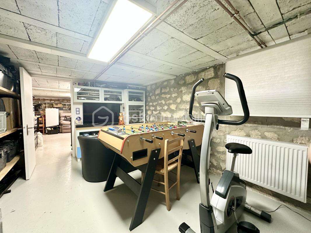 maison familiale sur  sous sol total  entièrement rénovée à 5 min de l'A16' - photo 14