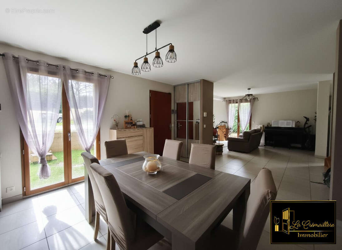 Maison à ROCHEFORT-EN-YVELINES