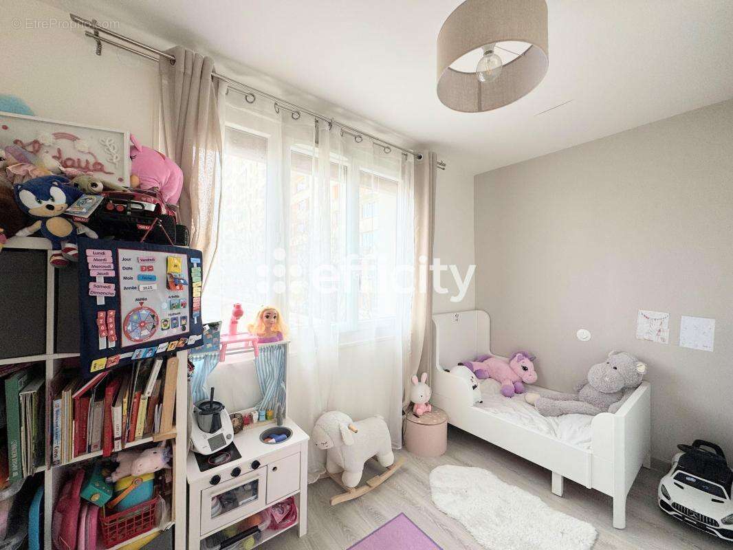 Appartement à VITRY-SUR-SEINE