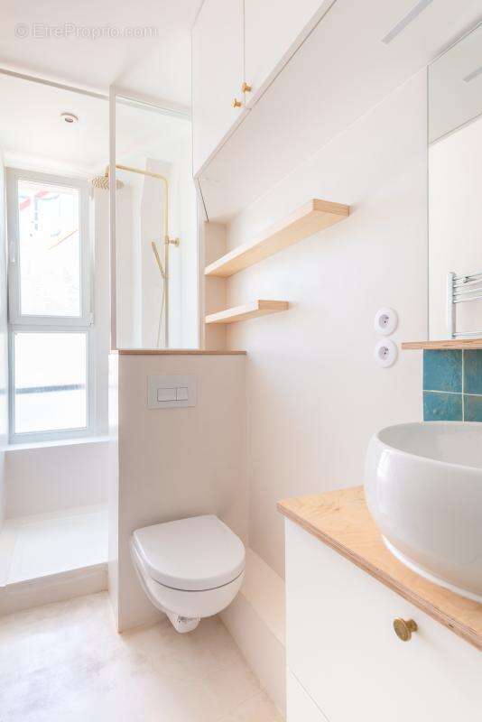 Appartement à PARIS-10E