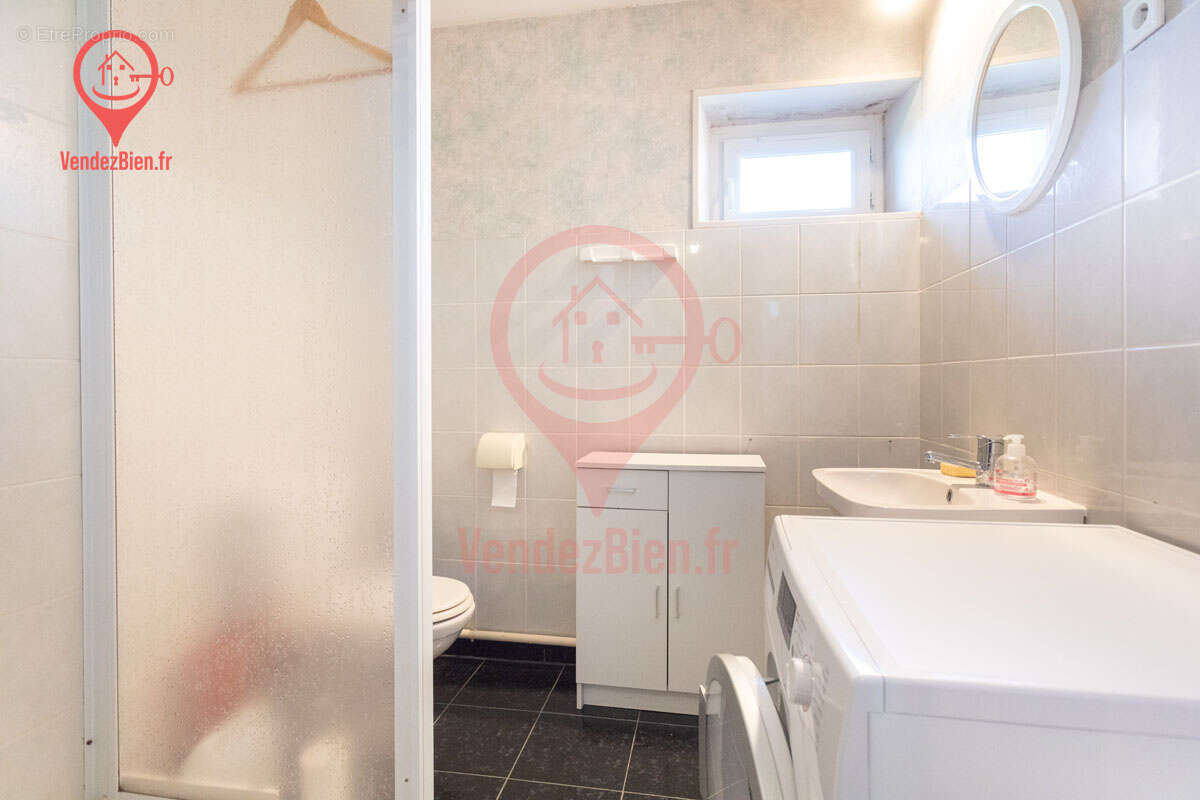 Maison à SAINT-DOULCHARD