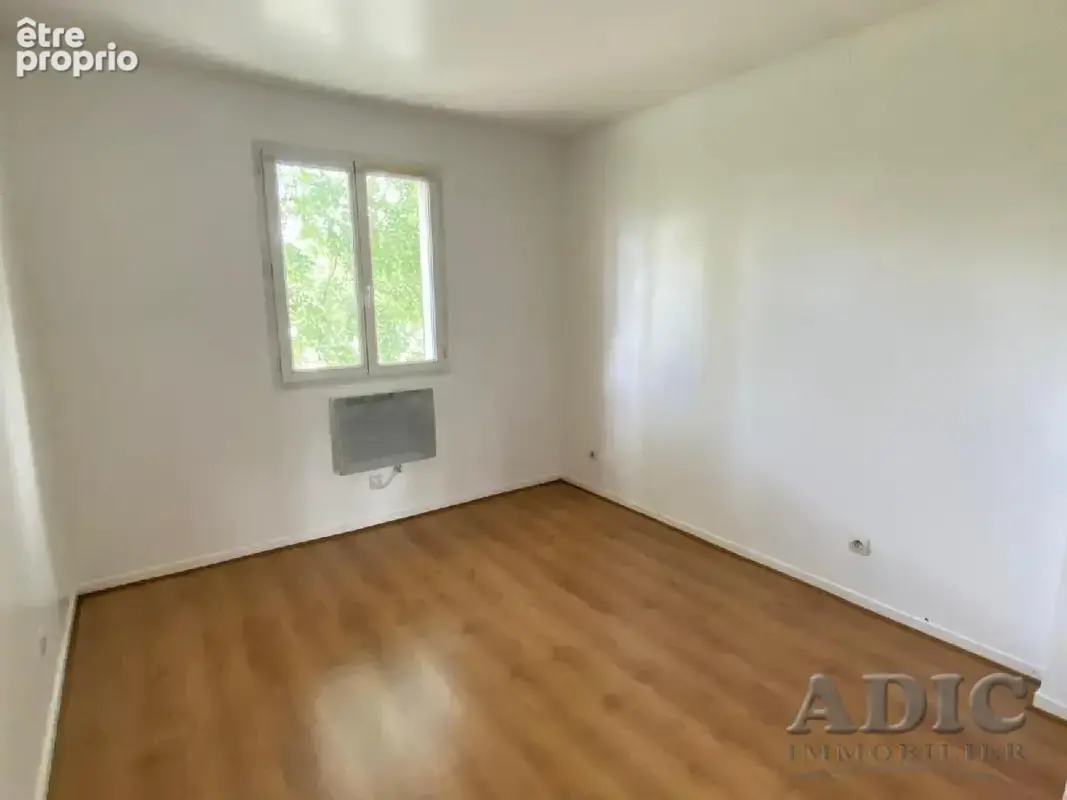 Maison 94 m² à Saint-Mard  - photo 7