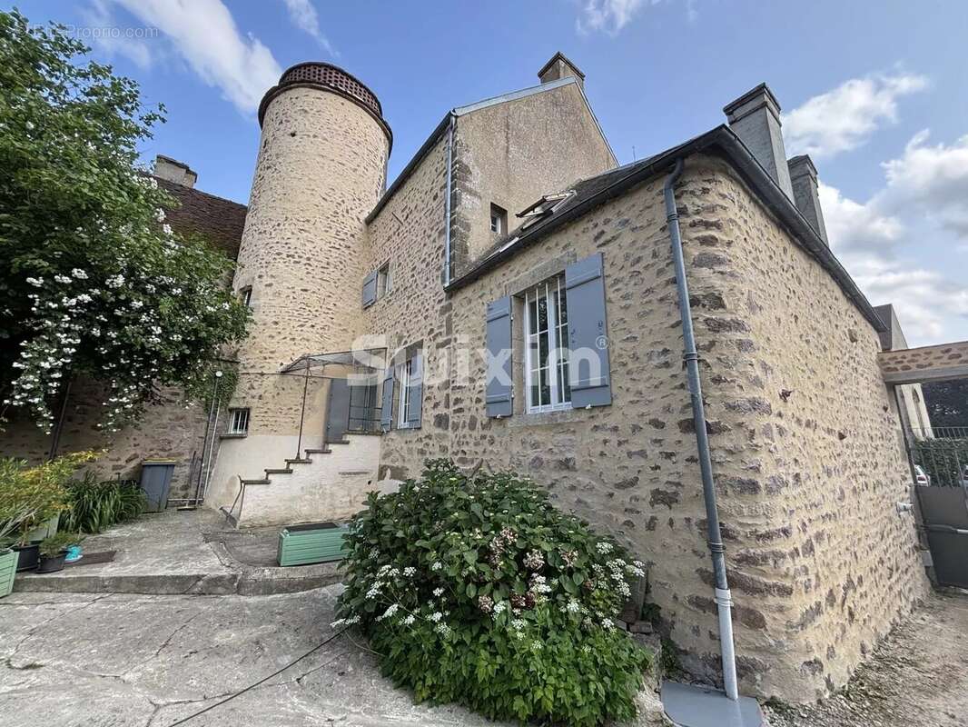 Maison à CUSSY-LES-FORGES