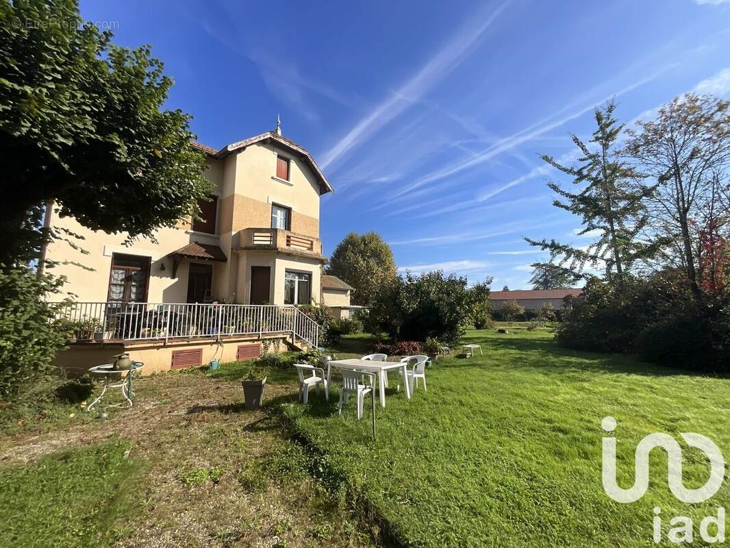 Photo 1 - Maison à LES ABRETS