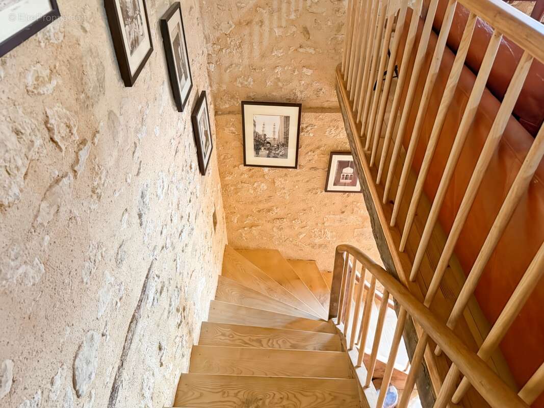 Maison à vendre 4 pièces BAZIAN (32) - 247 m2 habitables - jardin de 525 m2 - photo 11