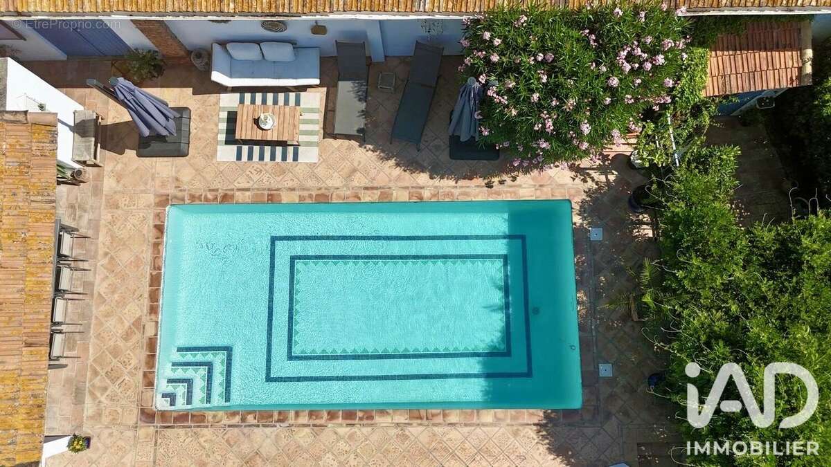 Maison 270 m² à Bessan  - photo 6