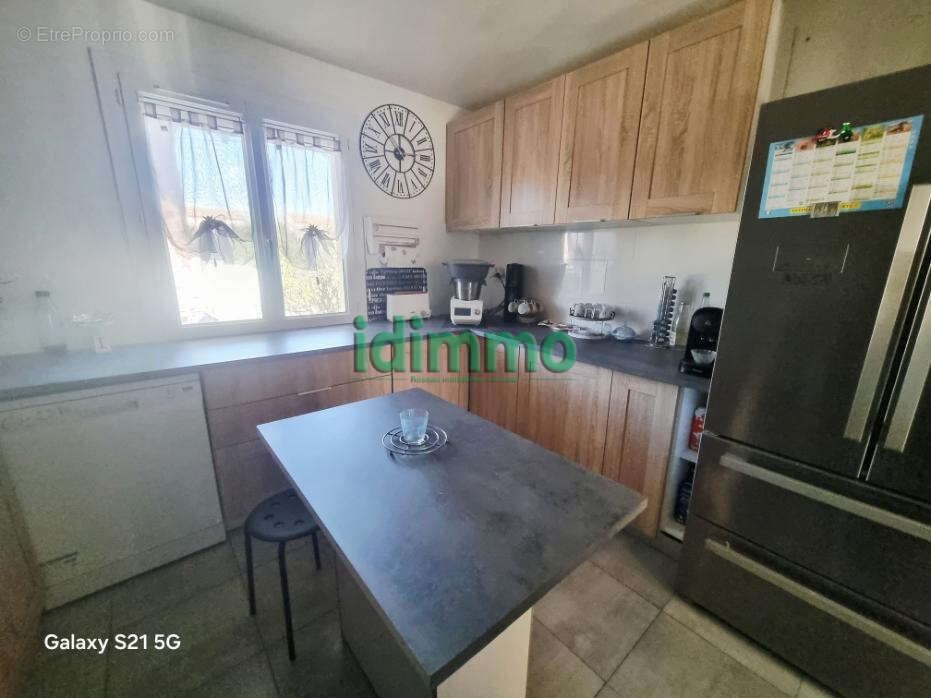 Maison à LE MUY