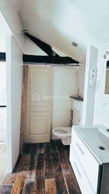 Appartement à PARIS-10E