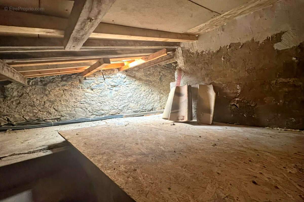 Maison à LEZIGNAN-CORBIERES