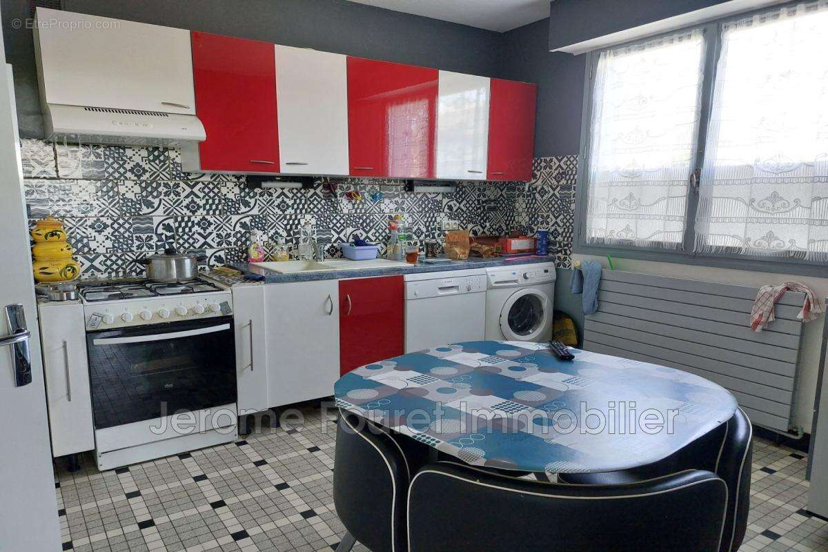 vente maison 5 Pièce(s) - photo 3