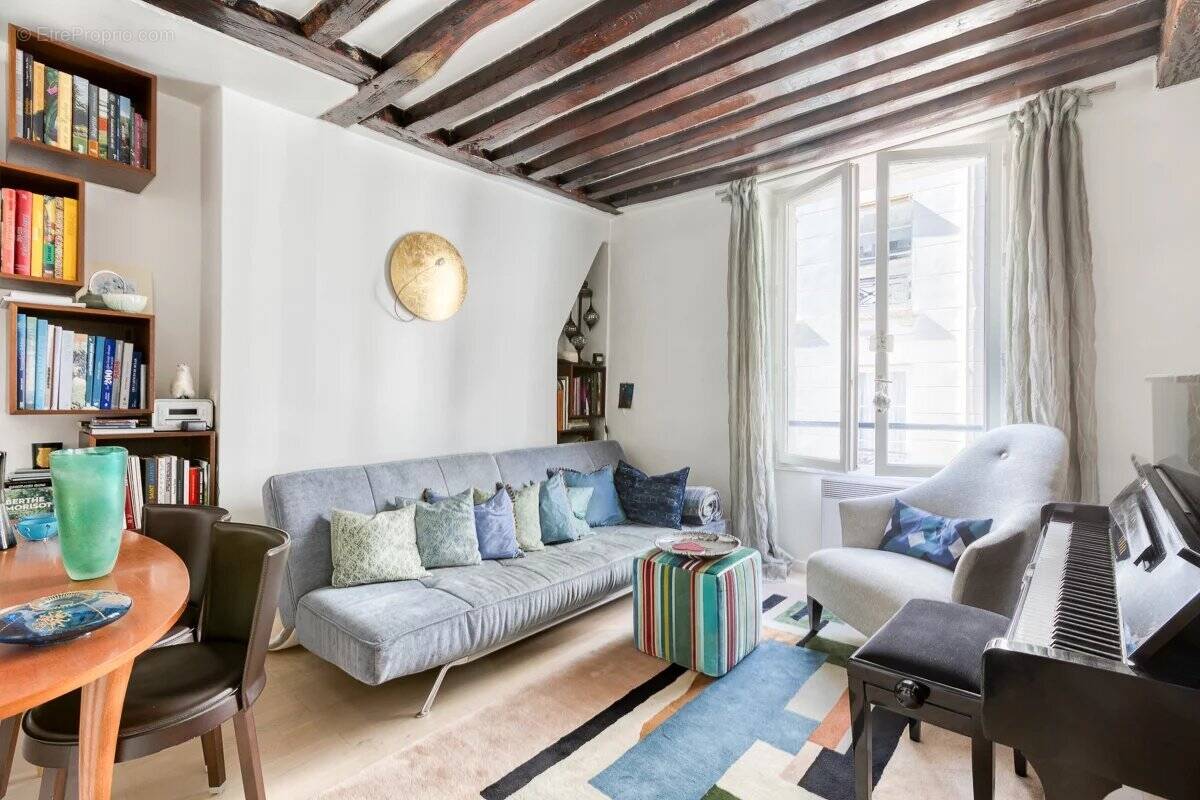 Appartement à PARIS-7E