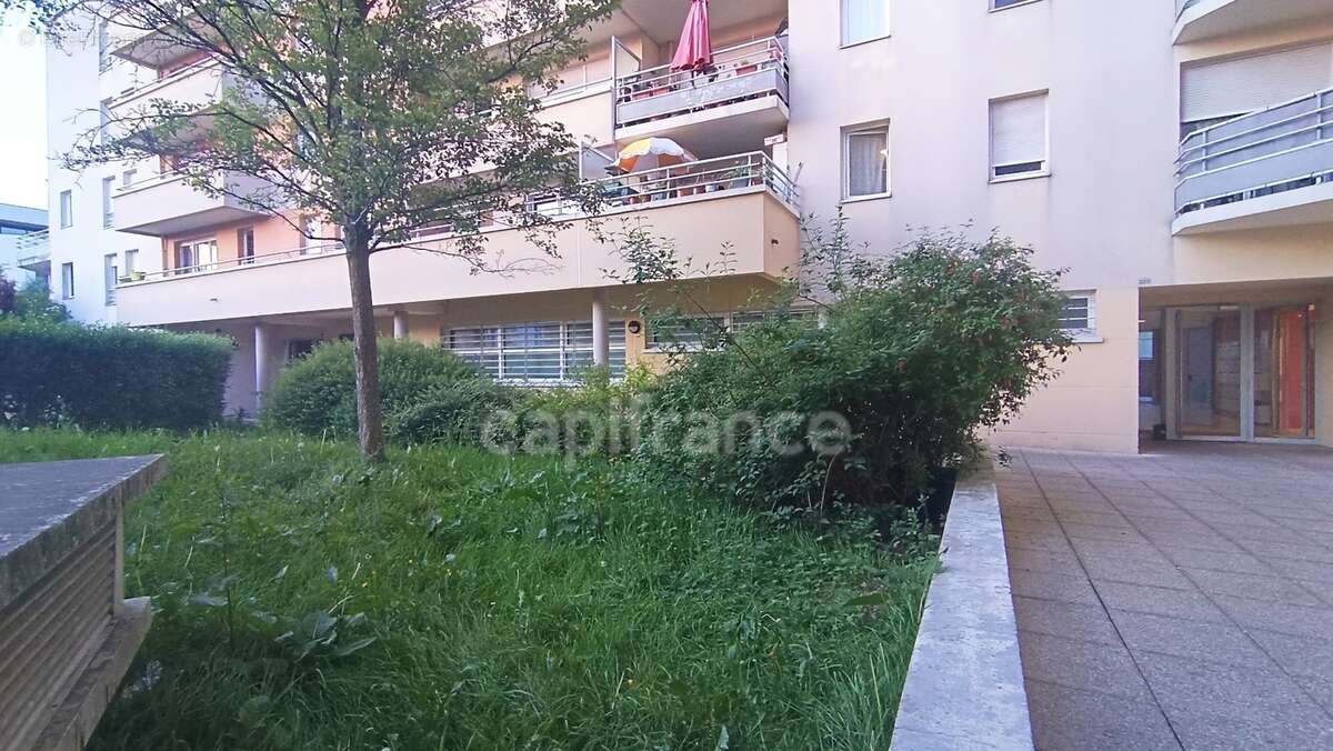 Appartement à vendre 3 pièces BOBIGNY (93) Le Prix Négociable - photo 12