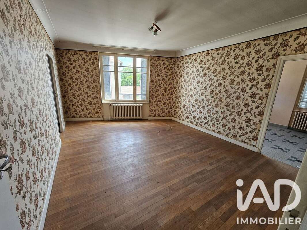 Appartement 310 m² à Servant  - photo 5