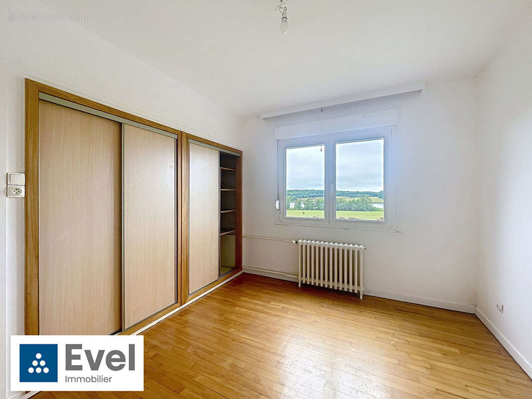 Maison à RECHICOURT-LE-CHATEAU