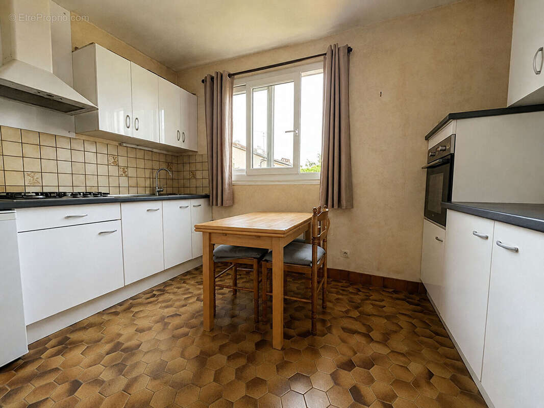 Maison de plain-pied à Méru. - photo 3