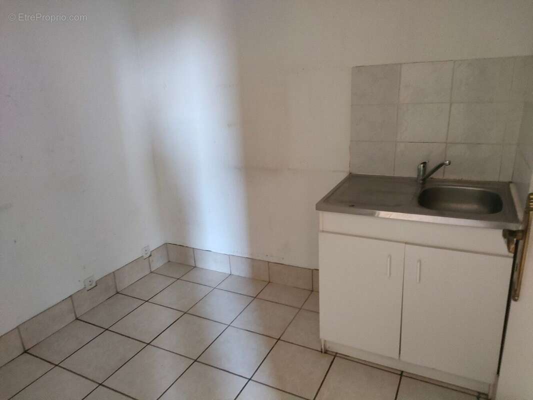 Commerce à BRIVE-LA-GAILLARDE