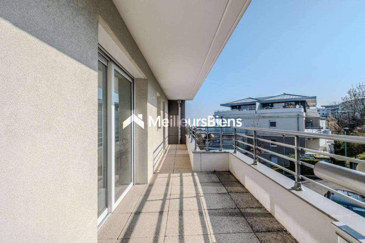 Appartement à EVIAN-LES-BAINS