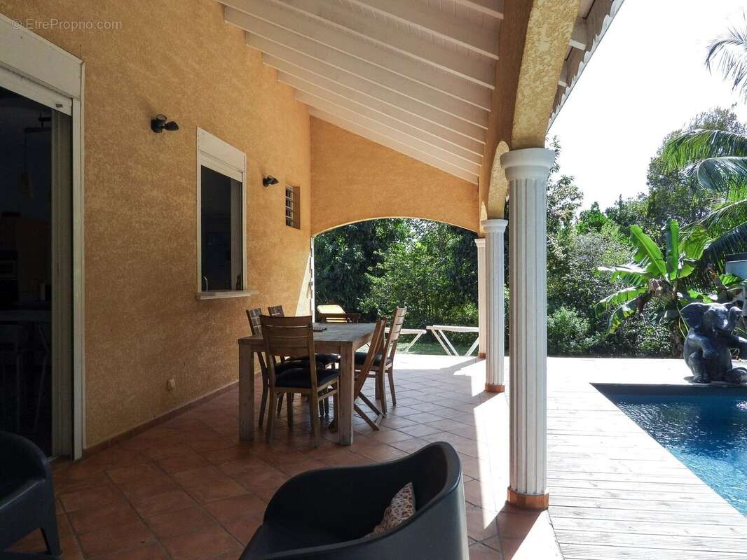 Maison à LE MOULE