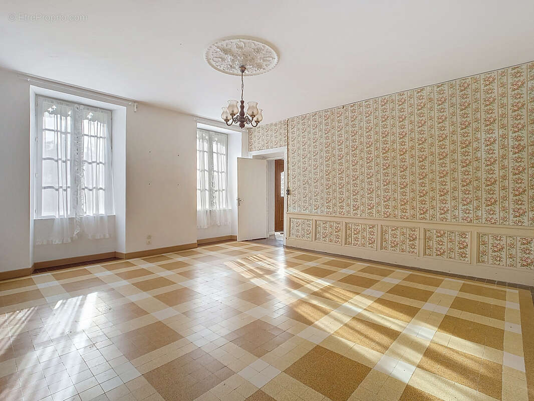 Maison à MAISONCELLES-PELVEY