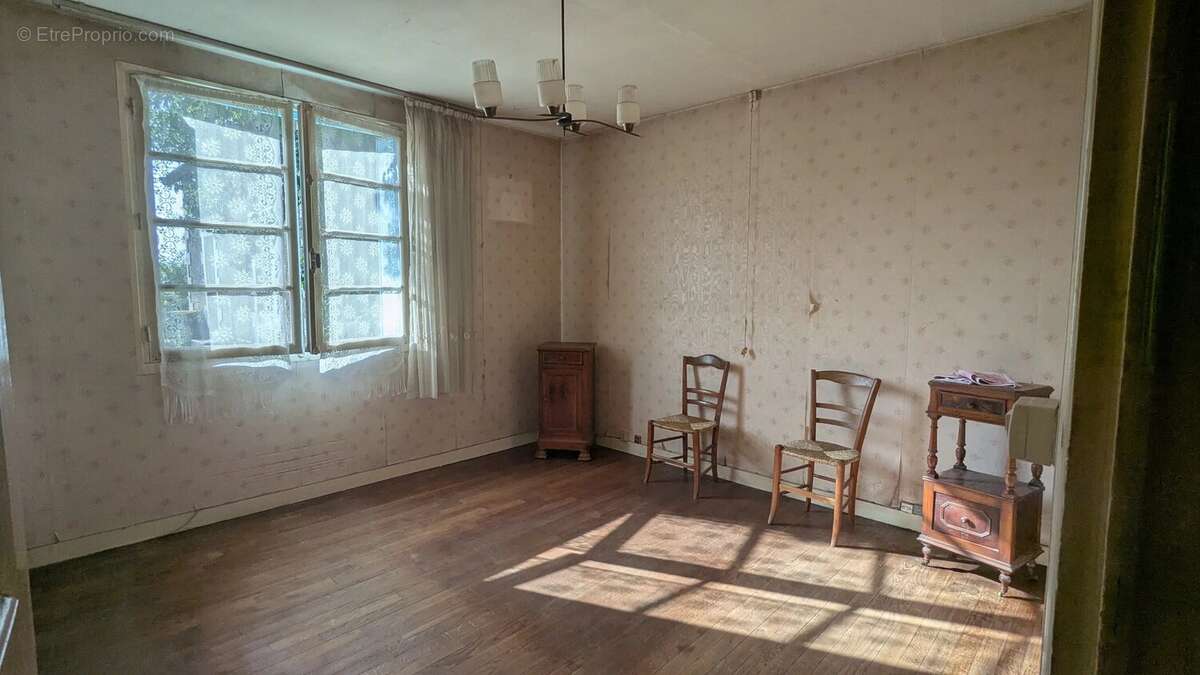 Ensemble de 2 maisons à rénover avec fort potentiel - photo 4