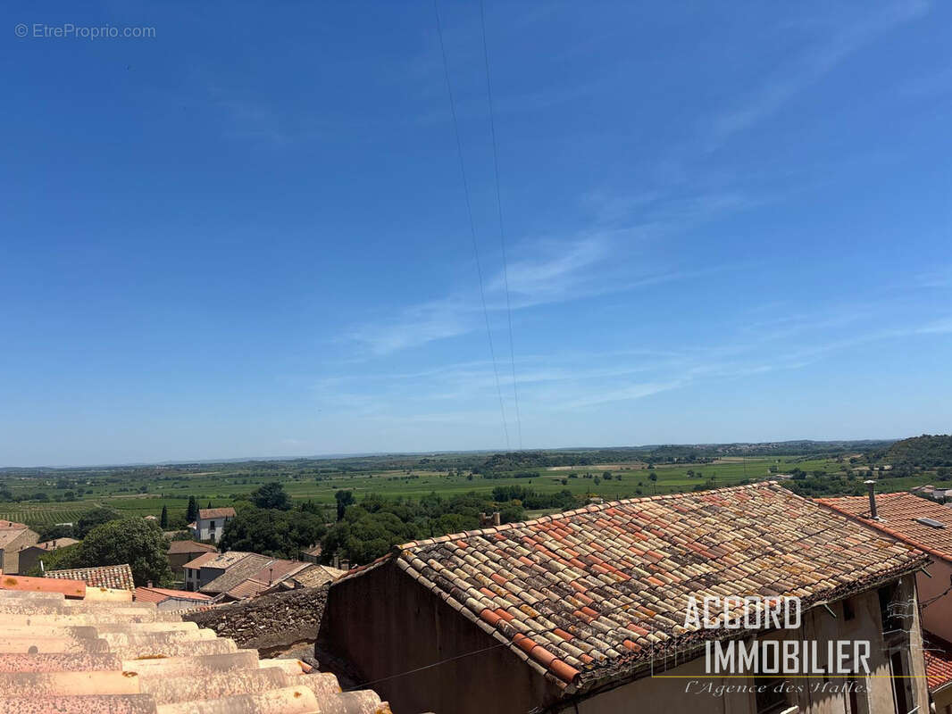 Appartement à PUISSALICON