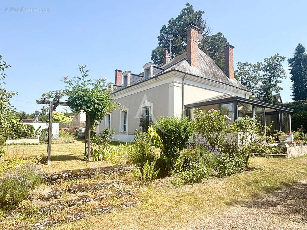Maison à SAINT-JULIEN-DE-CHEDON