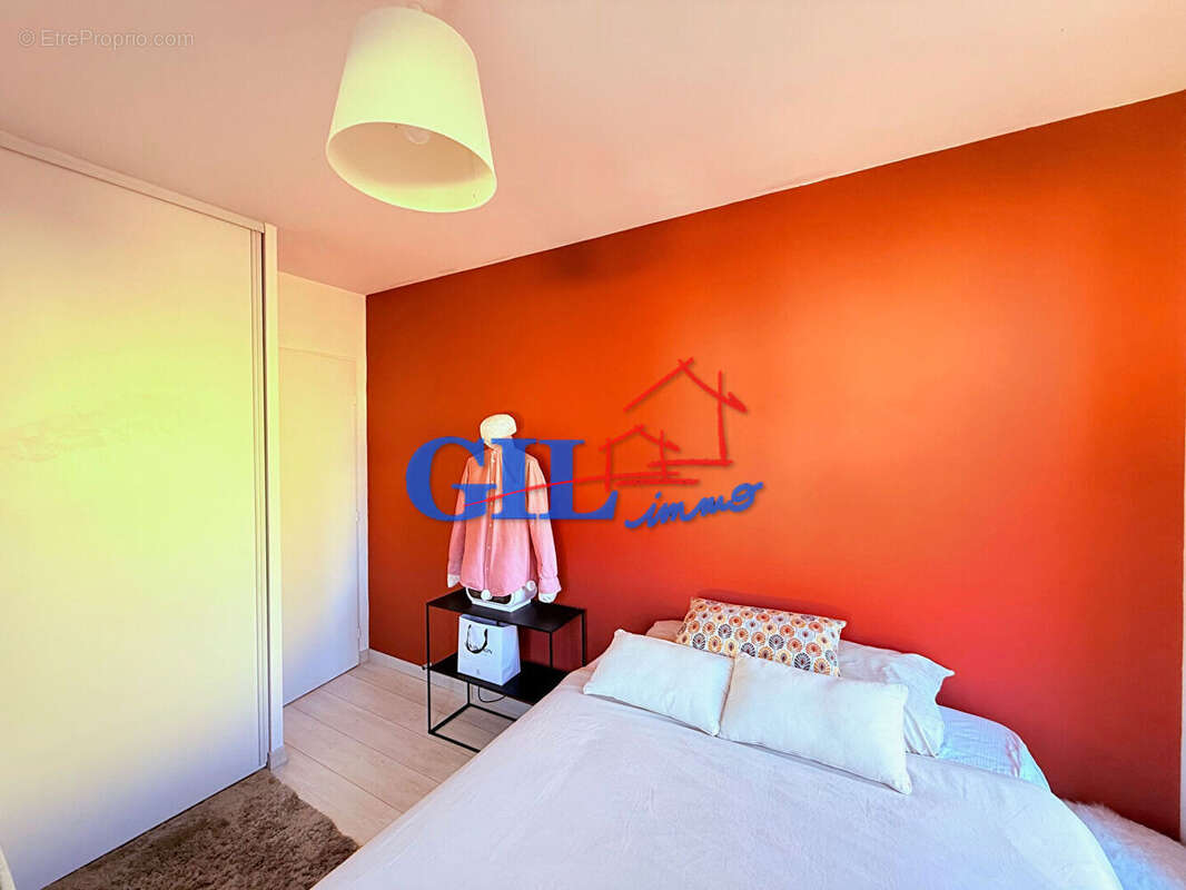 Maison à SAVIGNY-LE-TEMPLE