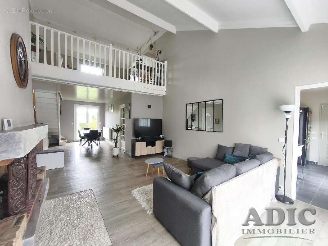 Maison 152 m² à Othis  - photo 3