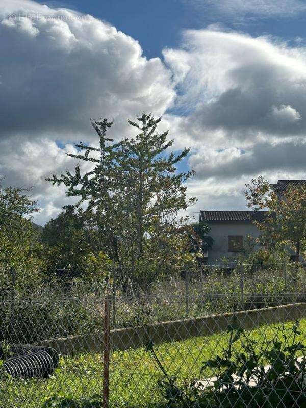 Terrain à FOIX