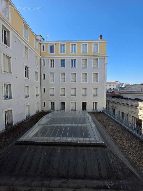  - Appartement à VICHY