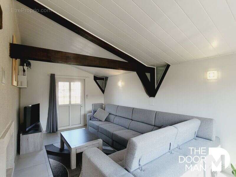 Maison à CANDE-SUR-BEUVRON