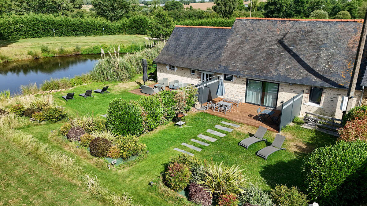 Domaine de loisirs et de tourisme de 7 hectares : golf, hébergements et potentiel équestre - photo 3