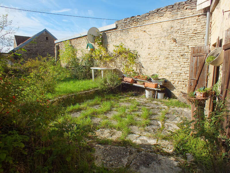 Maison à ASNIERES-EN-MONTAGNE