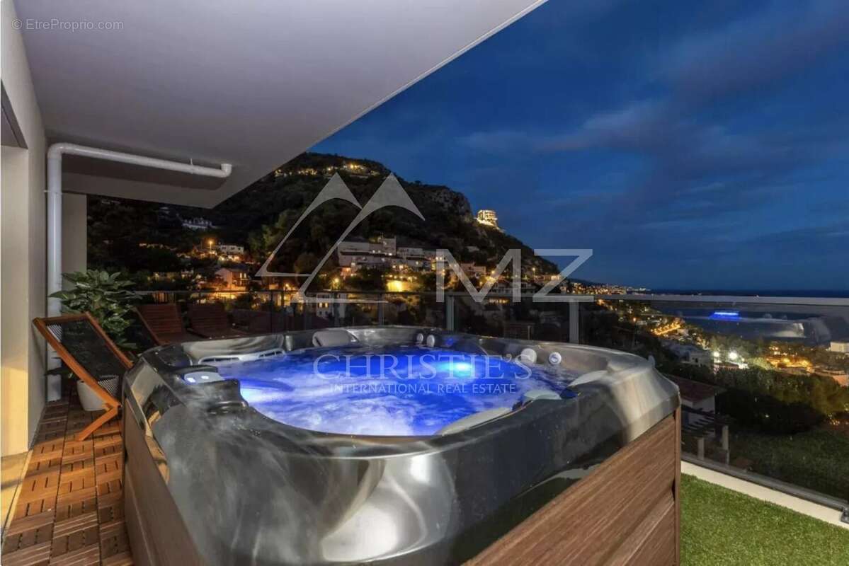 Appartement à BEAUSOLEIL