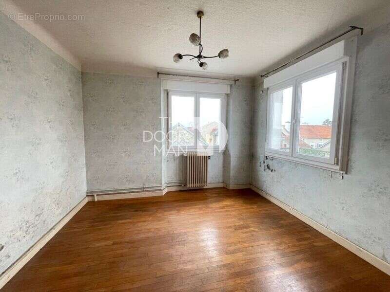 Maison à THOL-LES-MILLIERES